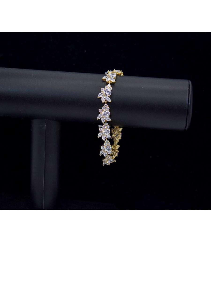 White Gem Design USA - Cubic Zirconia Flower Bracelet 1917B