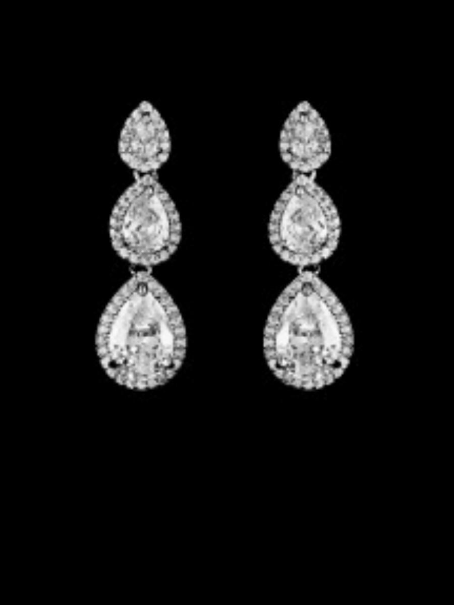 DS BRIDAL    DAE SUNG . - Three-Stone Pear Cut Cubic Zirconia Drop Earrings JS-2622