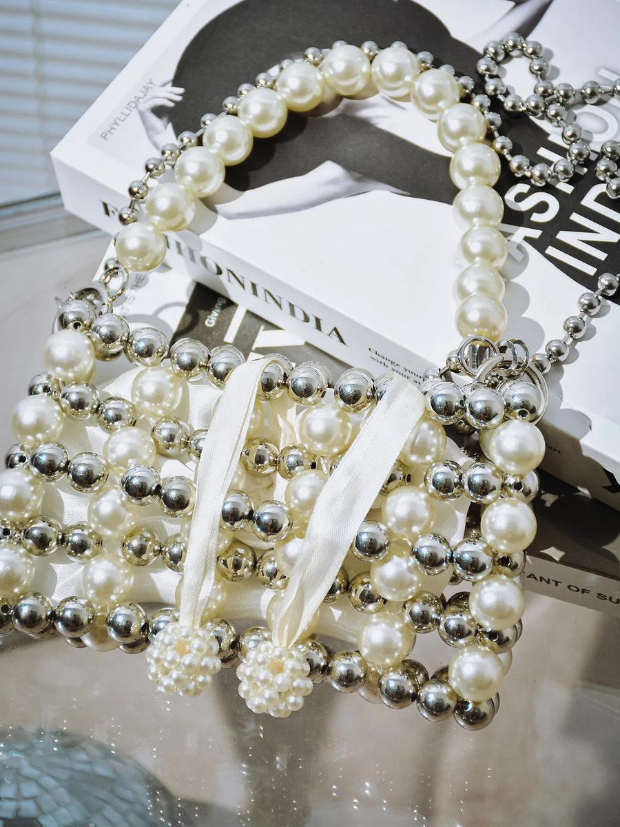 Pearl With Studs