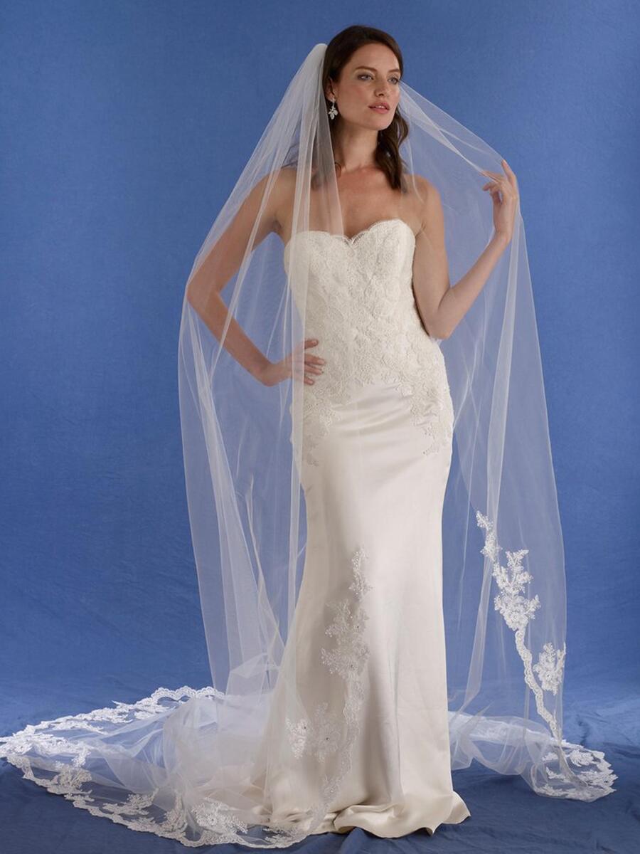 THE BRIDAL VEIL CO - sample only 3752