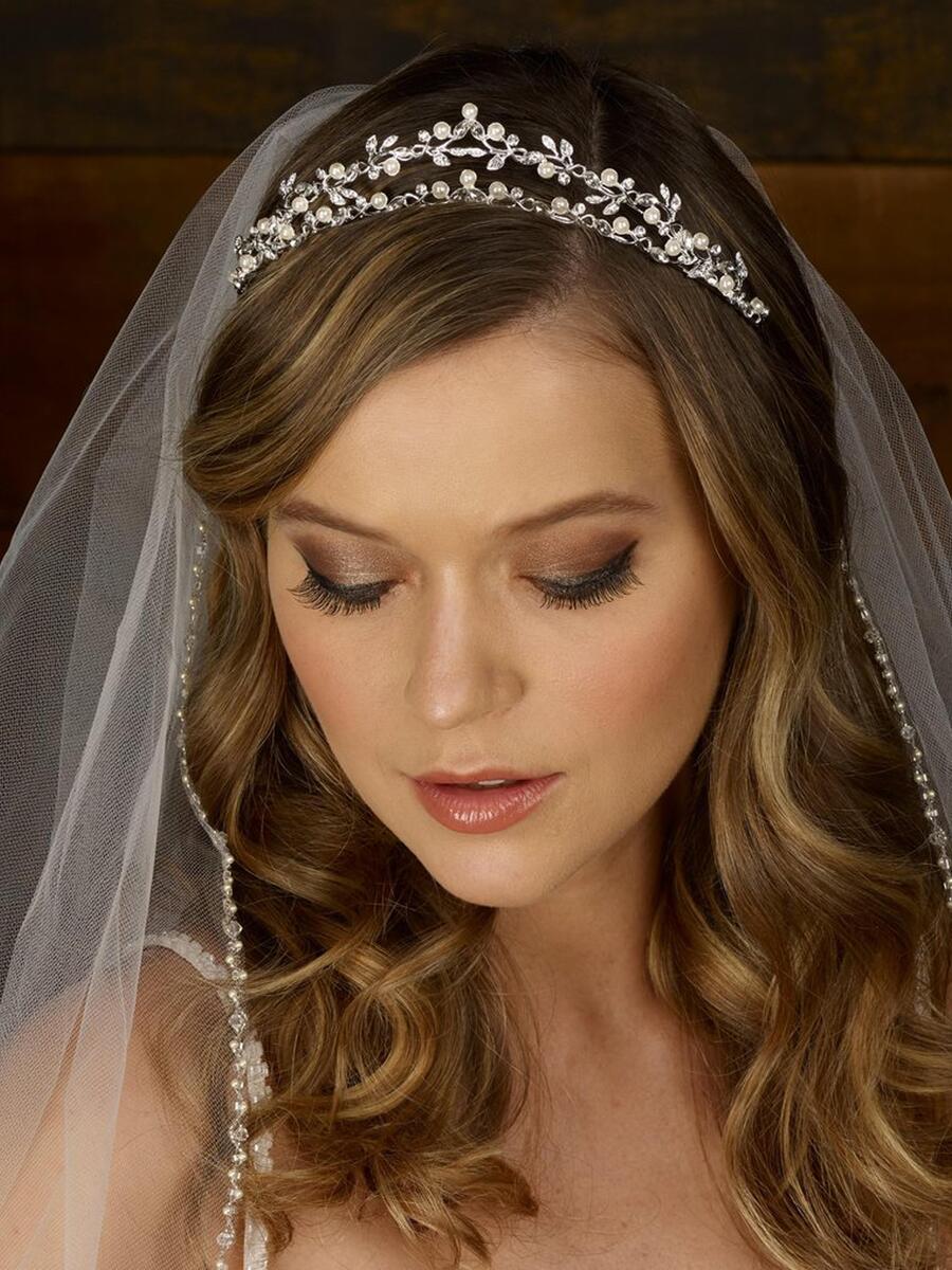 THE BRIDAL VEIL CO - sample only 4824