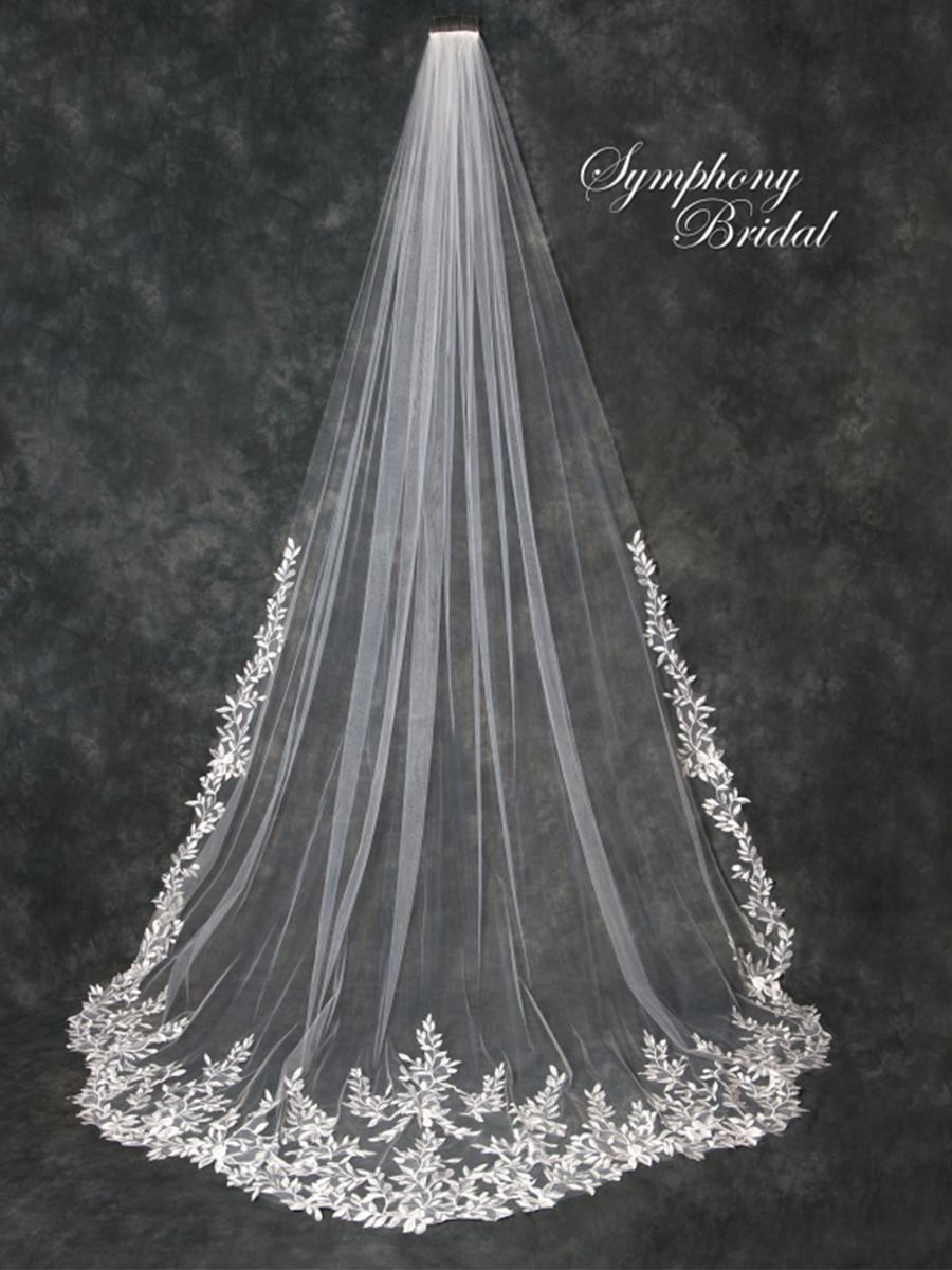 Symphony Bridal - 1 tier Cathedral scalloped leaf edge 7847VL