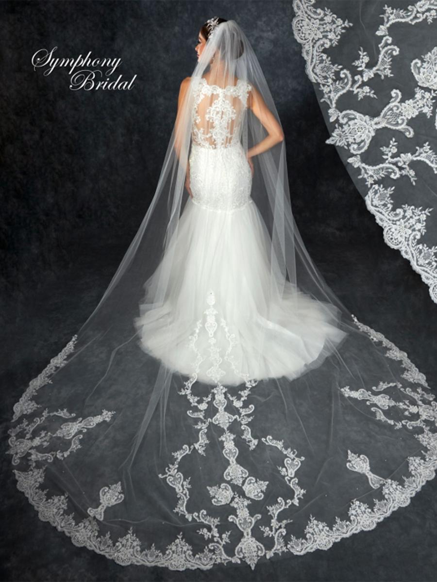 Symphony Bridal - 1 tier lace Cathedral 7516VL