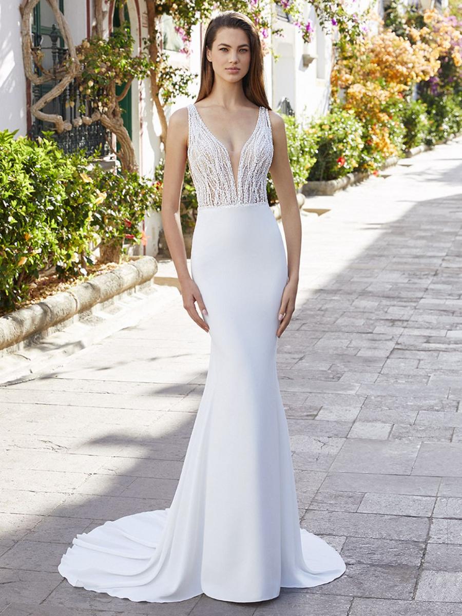 LOVE BY ENZOANI BETSY