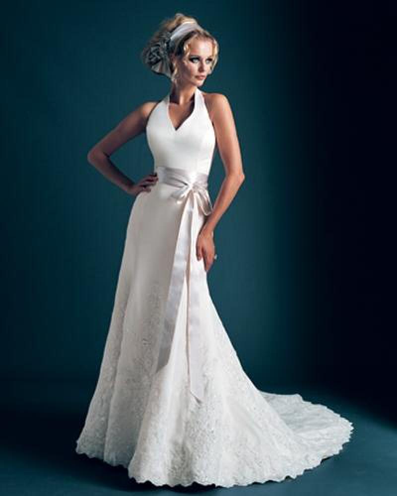 Lace Detail Vanilla Sash Bridal Gown 01905